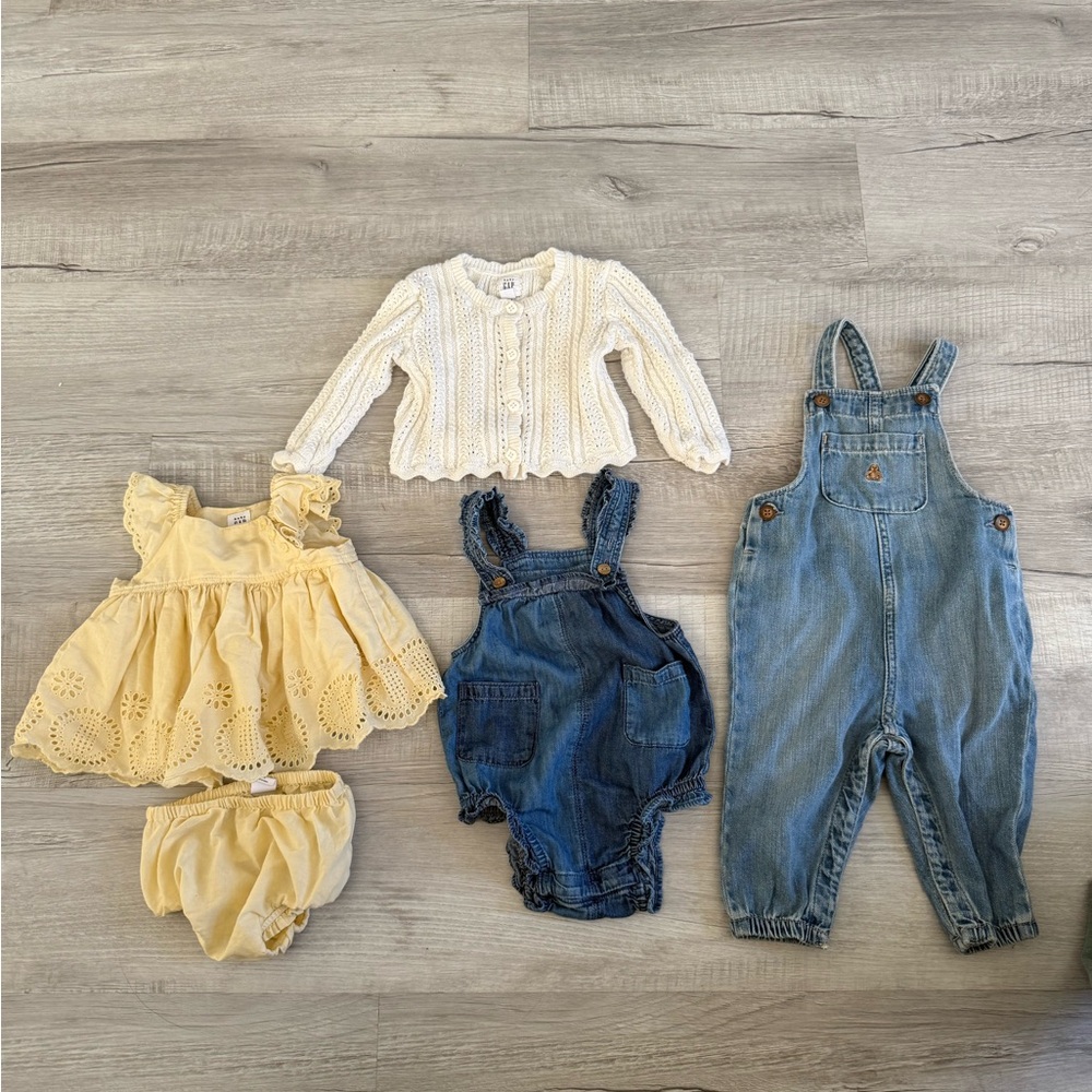 Baby gap girl bundle 6-12 months